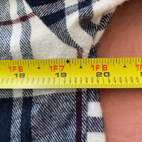 Thread and Supply Womens Sz Small Plaid Flannel Button Down Shirt Navy Burgundy - Picture 7 of 7